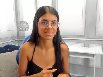 isa_little4u from Chaturbate is Group