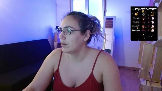 elisacoquineoff from StripChat