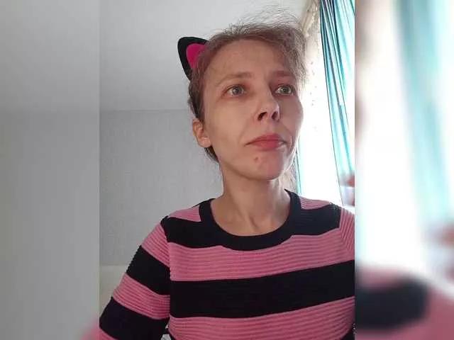 Offline -queen-margo- on BongaCams