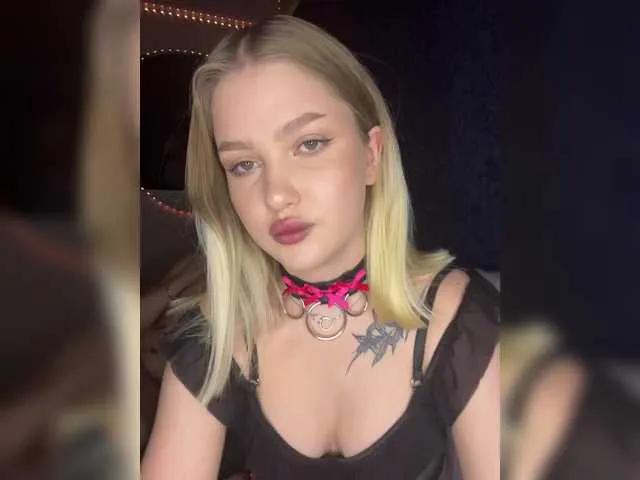 Offline -The-sweet-couple- on BongaCams