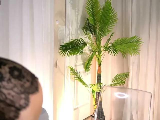 Freechat AdelineKing on BongaCams