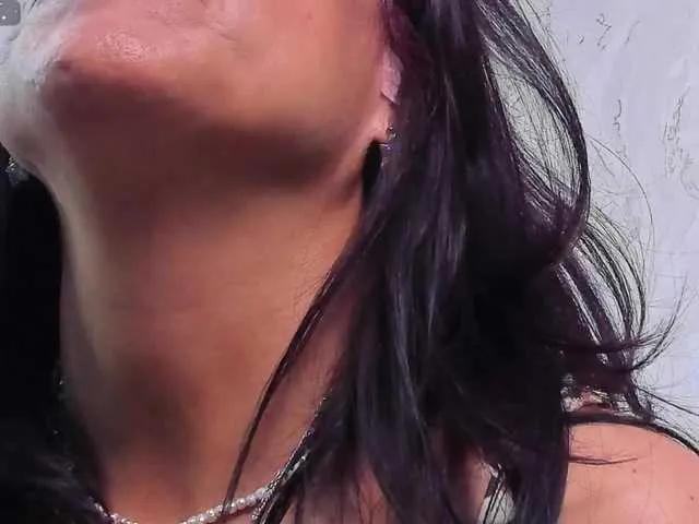 Freechat Ahytana on BongaCams