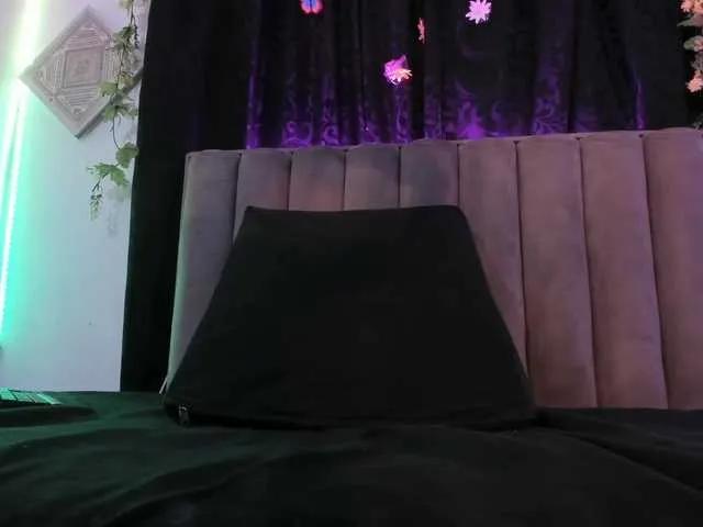 Freechat AkiraStone on BongaCams