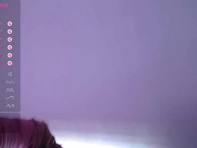 Freechat Alenushka888 on BongaCams