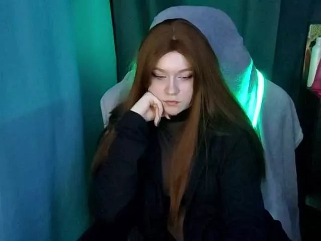 Offline Alice-Fox1 on BongaCams