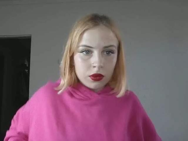 Freechat AlisMoona on BongaCams