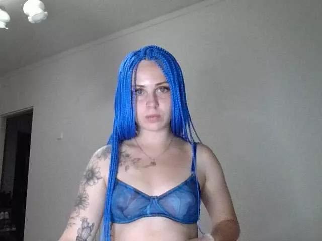 Freechat AlisMoona on BongaCams