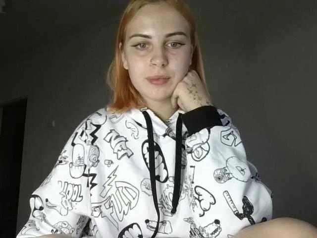 Freechat AlisMoona on BongaCams