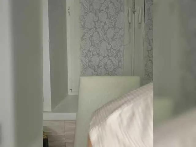 Offline Anesteishen on BongaCams