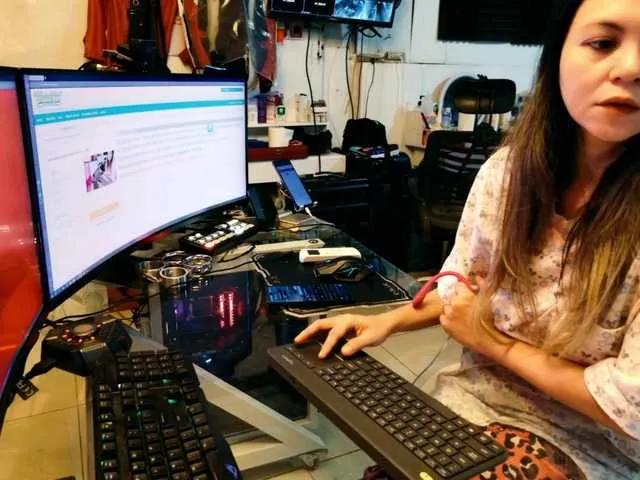 Offline angelinasia on BongaCams