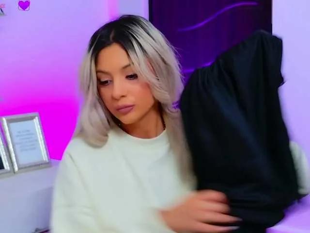 Offline AriannaSins on BongaCams