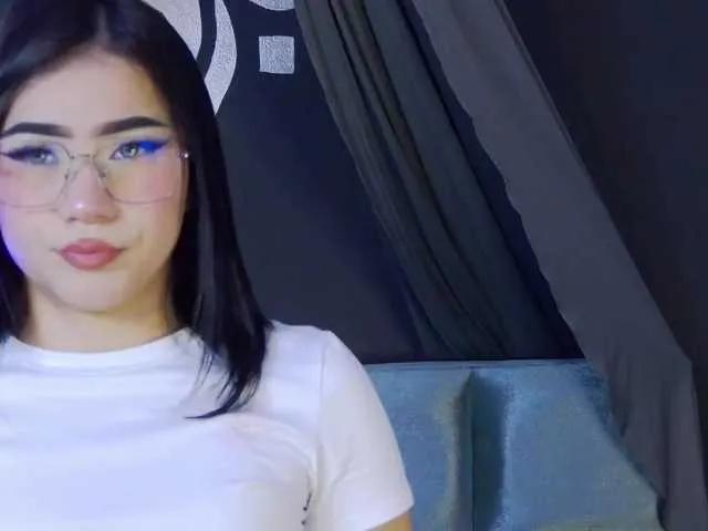 Offline Arii-moon on BongaCams