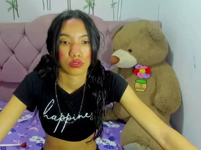 Offline Ashly-Gold on BongaCams