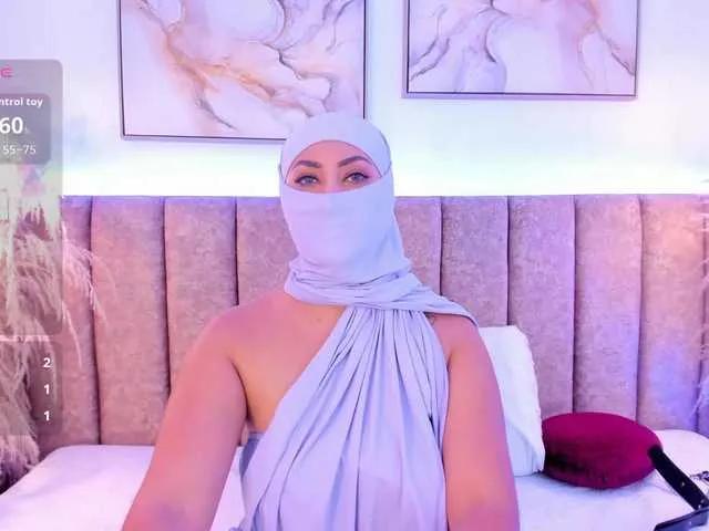 Offline Azzaa0 on BongaCams