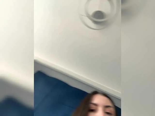 babyymommyanddadyy on BongaCams