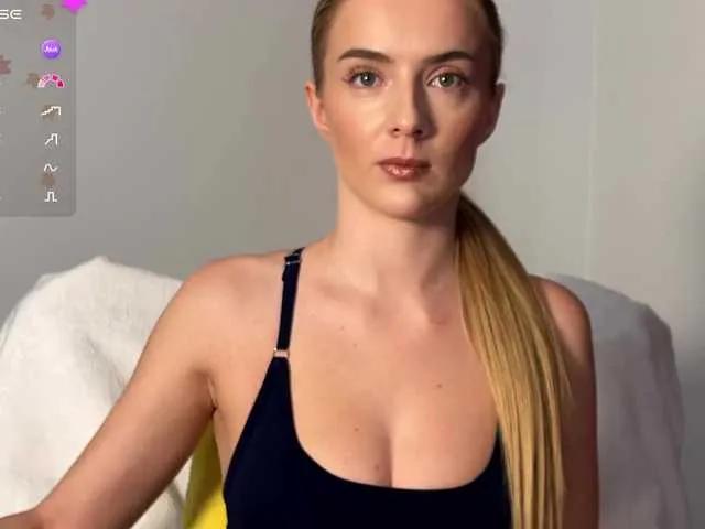 Freechat barbiesize on BongaCams