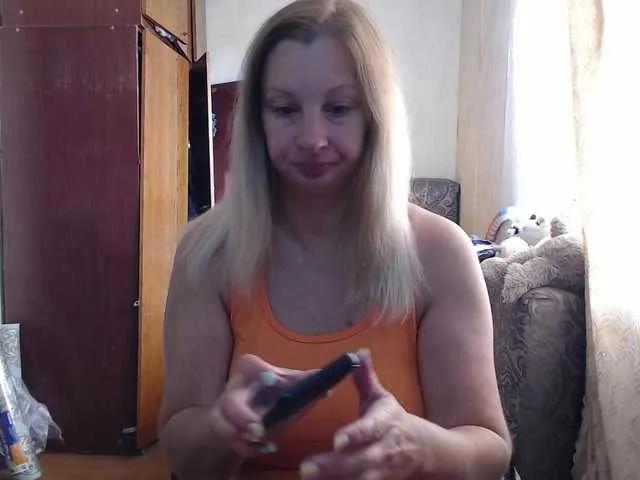 BustyBlondy on BongaCams