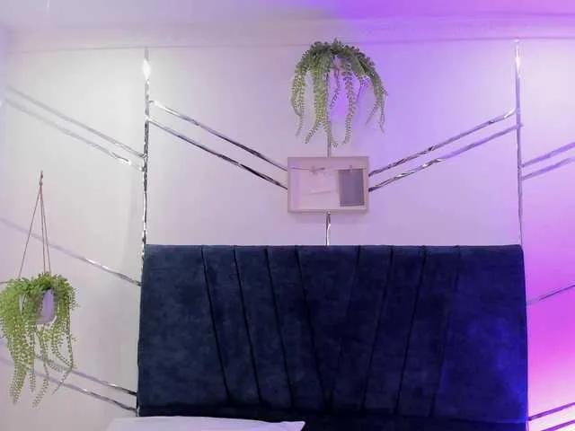 Freechat Camilla-Miller01 on BongaCams