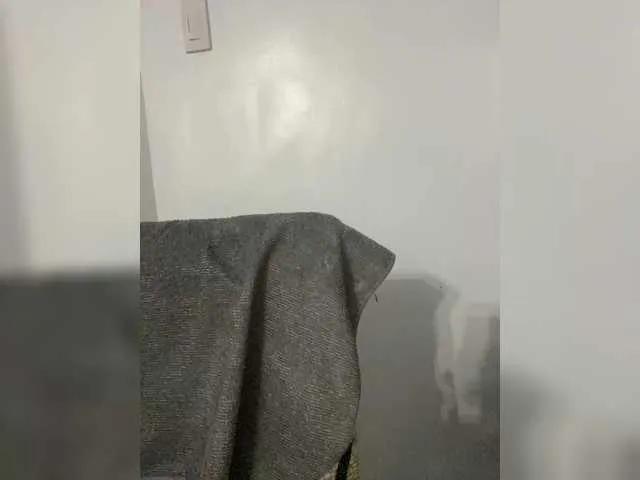 Offline candicelovee on BongaCams