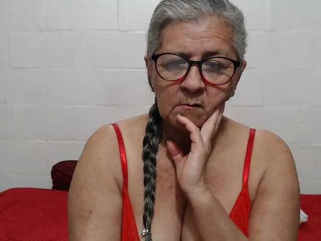 Freechat candy-mature on BongaCams