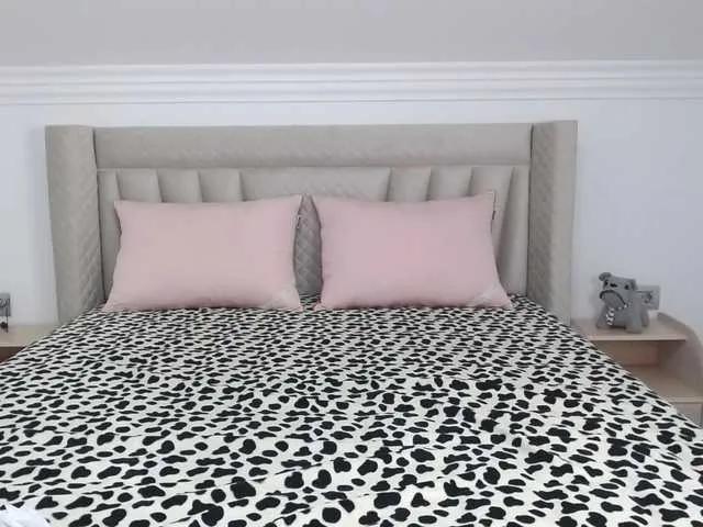 BongaCams catwoman90 is Freechat catwoman90 — True gentleman,intelligent men,men who don't lie me and who cares and love someone with defects and qualities.