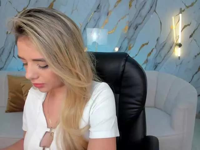 Offline ChloePreston on BongaCams