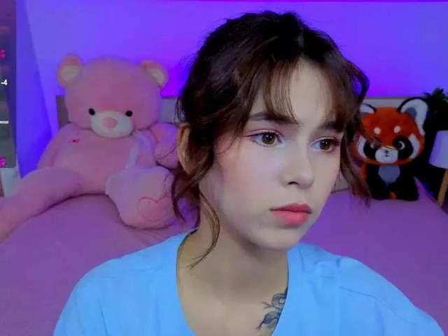 Offline CoralineJones on BongaCams