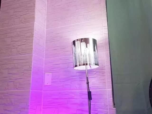 Offline DakotaRobbins on BongaCams