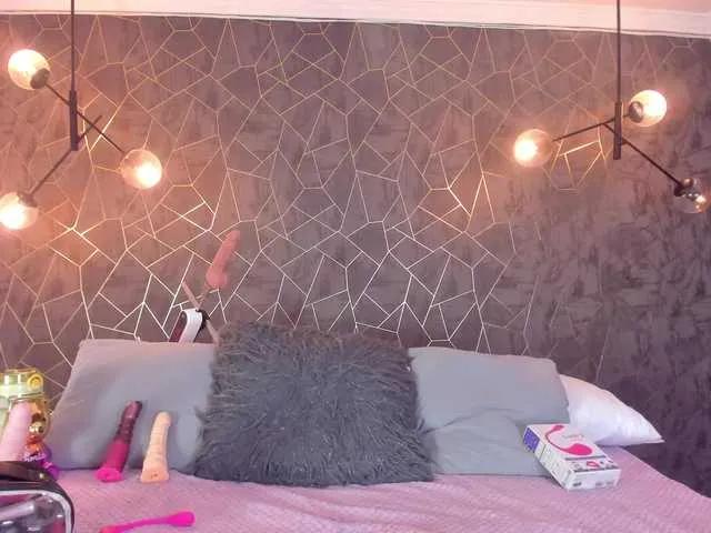 Offline danaylia on BongaCams