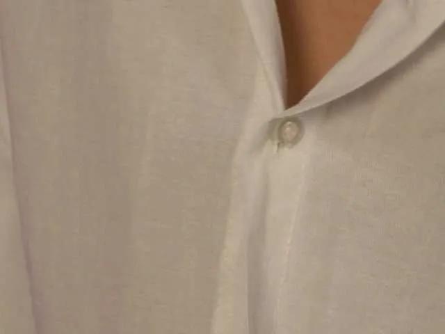 DeniseBlu — I love experienced men's that knows how to handle a young pretty women like  me. Being submissive it's a big turn on for me so keep that in mind 