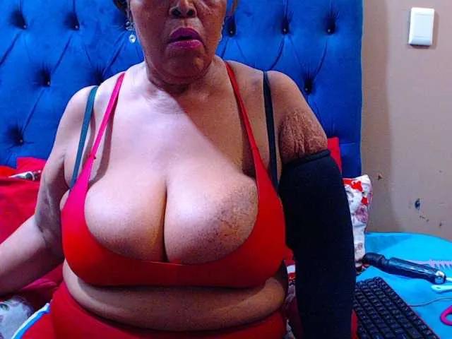 BongaCams Ebonycandy10 is Freechat Ebonycandy10 — a respectfu man that love loves himself and be romantic