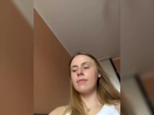 Offline elegantbabe on BongaCams