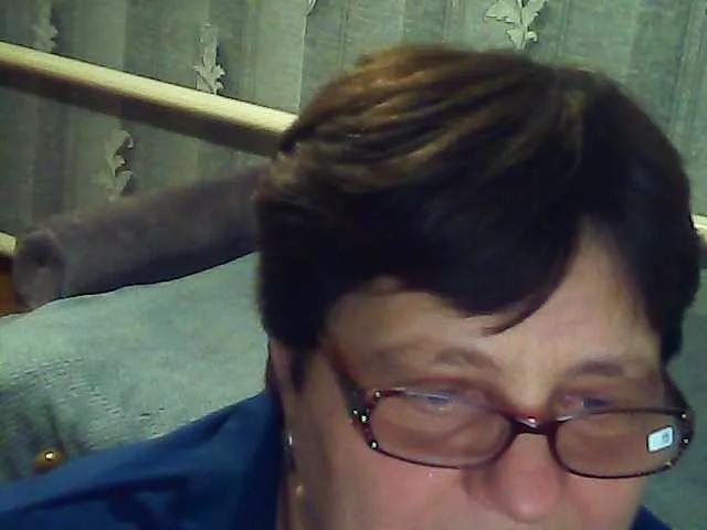 Offline ElzaJewel on BongaCams