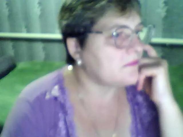 Offline ElzaJewel on BongaCams