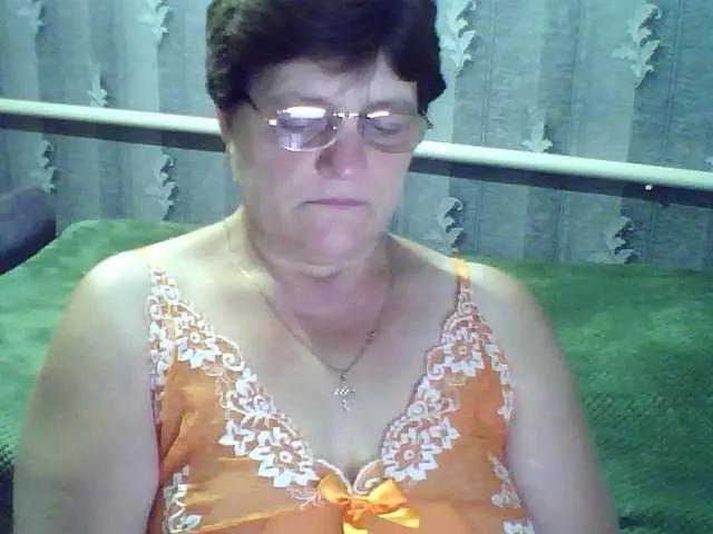 Offline ElzaJewel on BongaCams