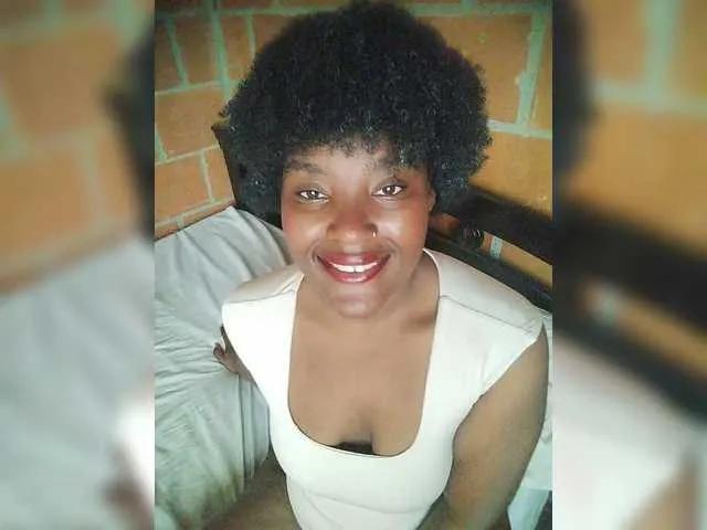 Freechat EmiliAddams on BongaCams