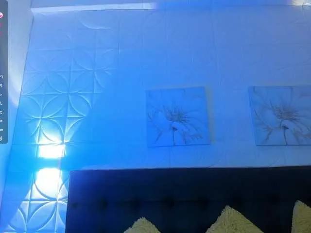 Freechat Emilly on BongaCams