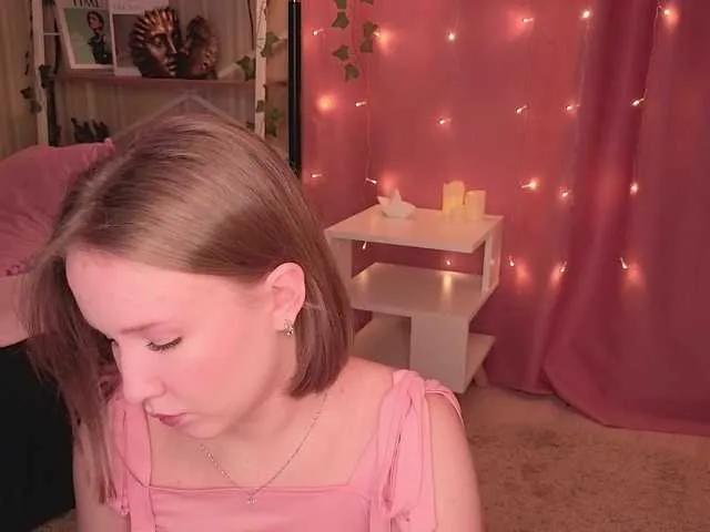 BongaCams evasweet is Freechat evasweet — long vibrations, men's hands