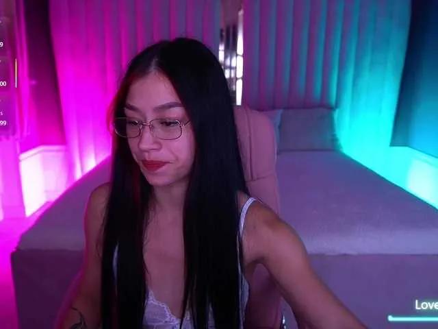 FataleNellie on BongaCams