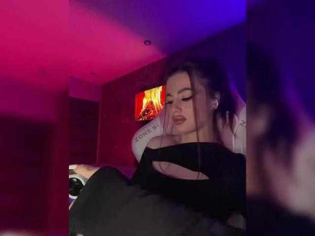 Freechat HotGirlEva on BongaCams