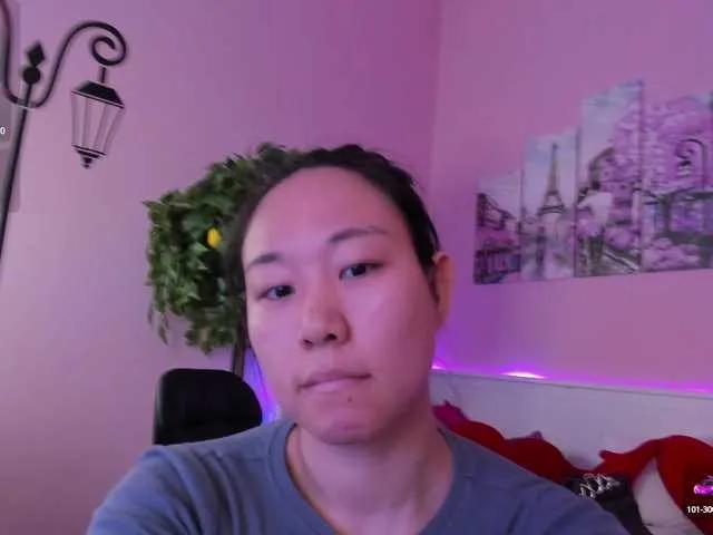 Freechat Inari-Okami on BongaCams