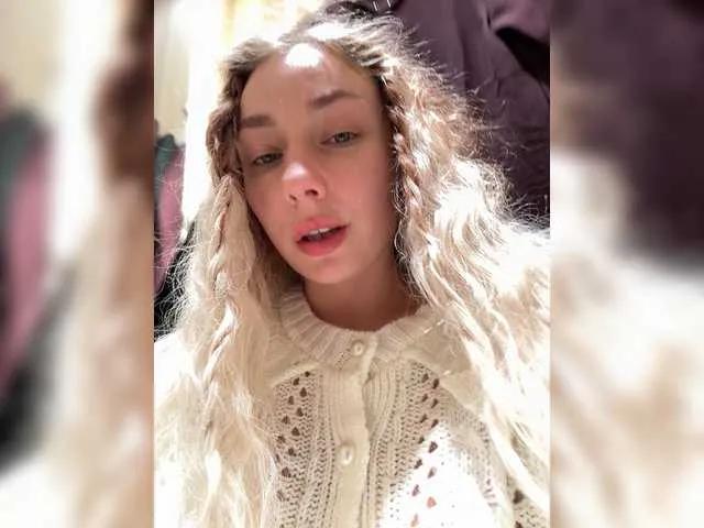 Janchi- — Freechat on BongaCams