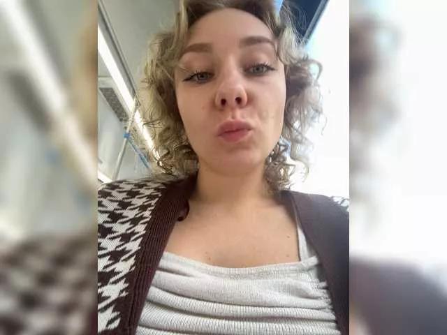 Freechat Janchi- on BongaCams