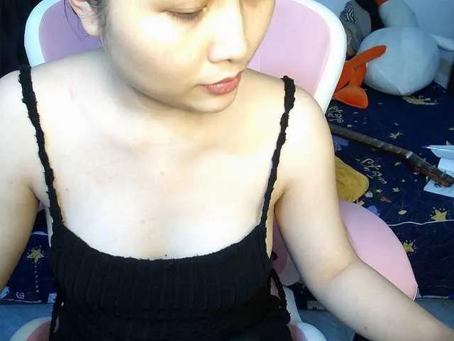 Offline Julia98 on BongaCams