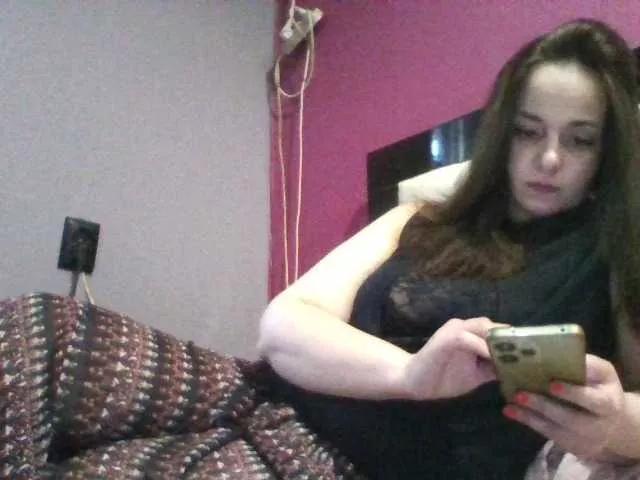 Freechat Karinasky on BongaCams