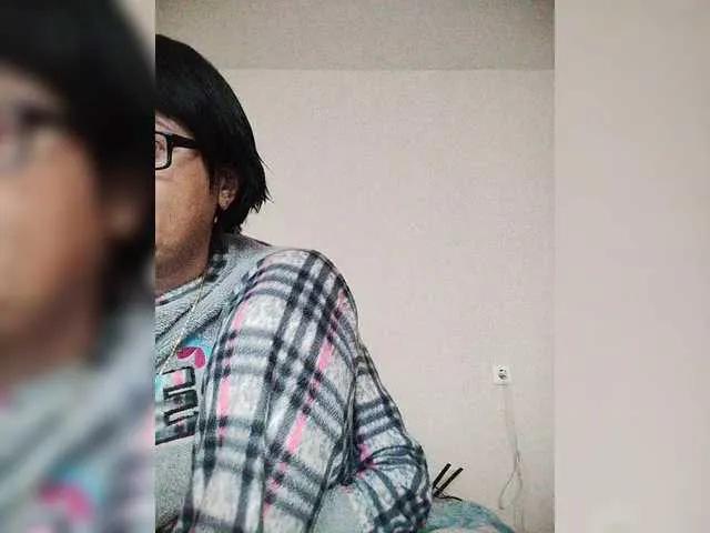 Offline Katy19801 on BongaCams