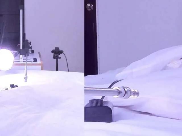 Kinky-cloe on BongaCams