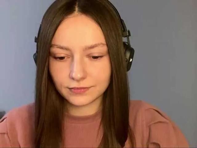 Freechat KittieRusu on BongaCams