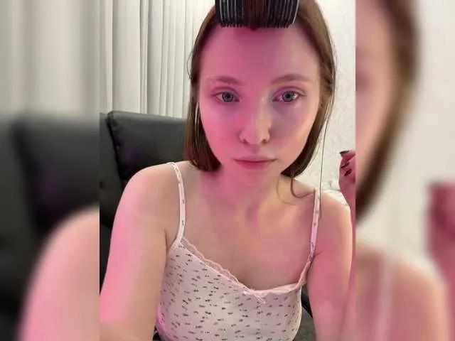 Offline l1ttle-puppy on BongaCams