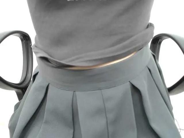 Offline Lady-Young on BongaCams